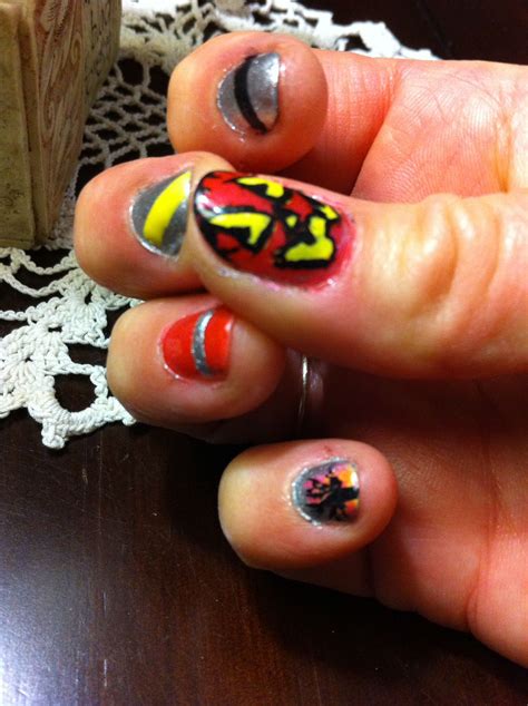 From spooky to cute we have found the perfect halloween nails for everyone. Halloween nails right hand DIY | Halloween nails, Nails, Diy