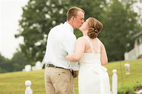 6 Things I Learned From Getting Married Young Growing The Tuckers