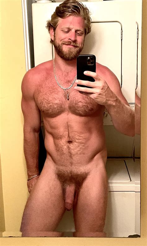 Nude Man XXX Gay