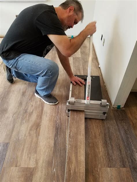 This flooring actually looks awesome and i would never in a million years think i would. Installing Vinyl Floors - A Do It Yourself Guide - The ...