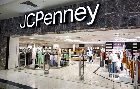 Jcpenney Pier 1 Imports Chuck E Cheese And 13 Other Chains That Have