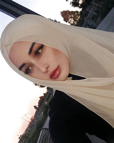Arab Hijab Big Booty Babe Muslim Chick 5354