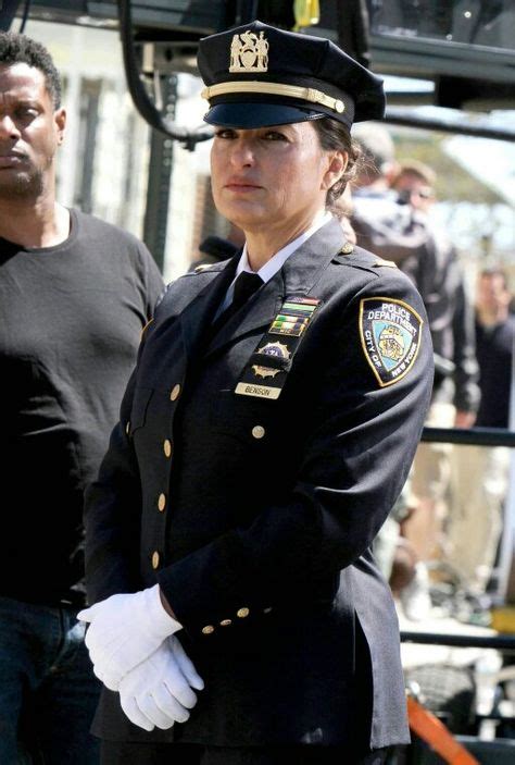 Lieutenant Olivia Benson Law And Order Special Victims Unit Law And Order Law And Order Svu