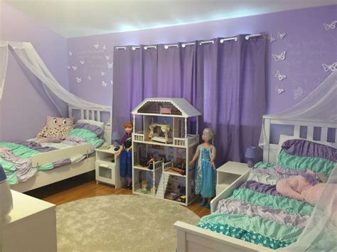 It will helpful for every mom. Little girls room | Girl room, Frozen bedroom, Big girl ...