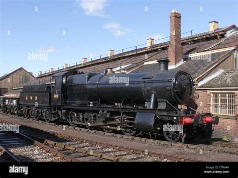Gwr Heavy Freight 2 8 0 Steam Locomotive No 3822 At Didcot Railway
