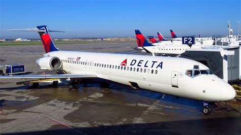 Trip Report Delta Boeing 717 Economy Newark Minneapolisst