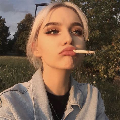15 Best Wallpaper Aesthetic Girl Smoking You Can Use It Free Of Charge