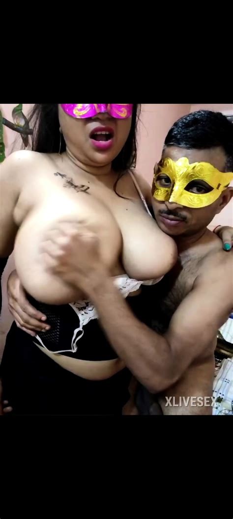 Night Pari Strip Chat Model Hot Aunty Big Boobs Sucking Part