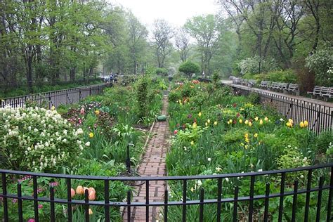 The 91st Street Garden Nyc Famously Seen In Youve Got Mail Photo