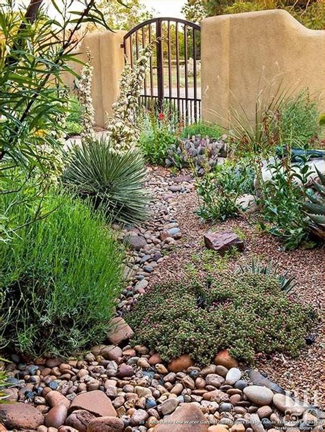 35 Affordable Low Water Garden Landscapes Design Ideas That Looks