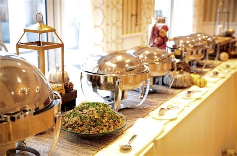 Thanksgiving is the ultimate family holiday. Top Restaurant Picks for Thanksgiving Dinner - Northshore ...