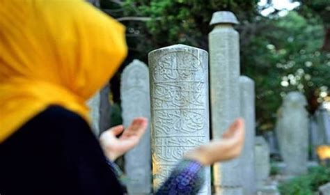 Kadınların Mezar Ziyareti Yapmaları Caiz Midir Kadın Gulum net