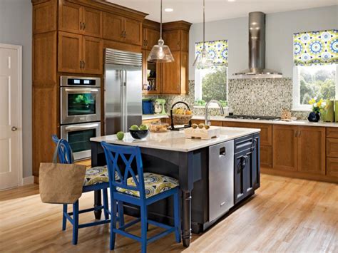 Painting kitchen cabinets can freshen up a dated kitchen without spending a lot. 10 Ways to Color Your Kitchen Cabinets | DIY