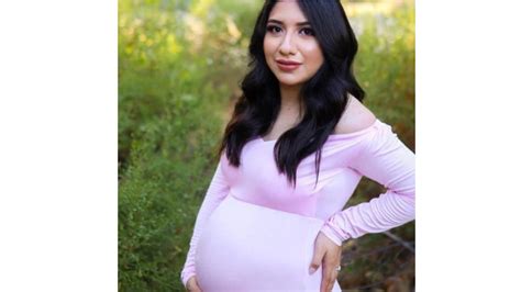 Pregnant Latina Pics