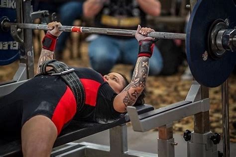 Soldier Wins Powerlifting Competition To Qualify For World Championship