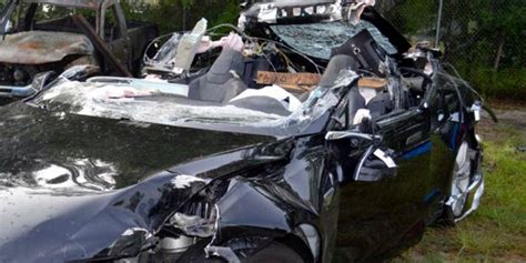 Self Driving Tesla Was Speeding At Time Of Deadly Crash Investigators