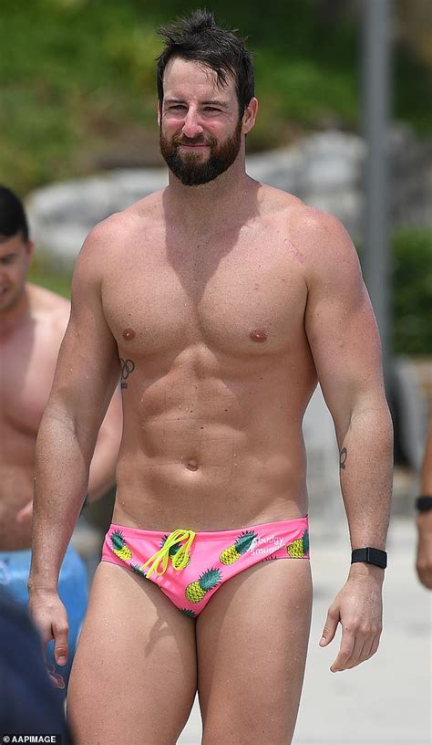 SAS Australia S James Magnussen Sets Temperatures Soaring Dressed Wearing Speedos In Bondi Beach