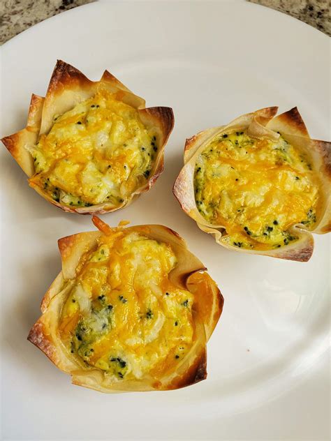 Breakfast Quiche Wonton Cups Three Chicks And A Whisk