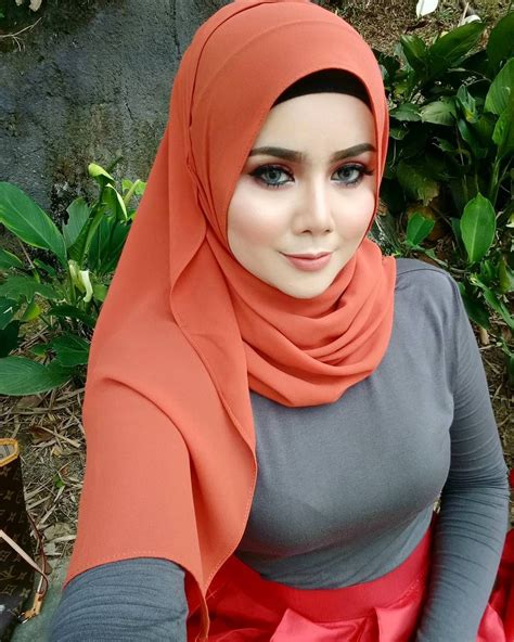 Aesthetic Muslim Girl Wallpapers Download Mobcup