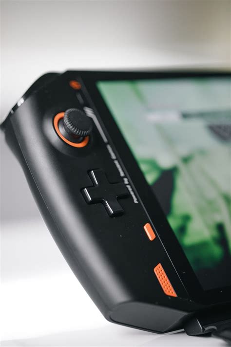 One Xplayer Handheld Gaming Console Features Intel Tiger Lake And 1600p