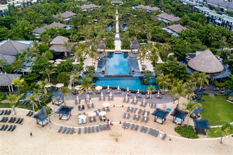 Tasteinhotels The Ritz Carlton Bali A Luxury Beachfront Resort In