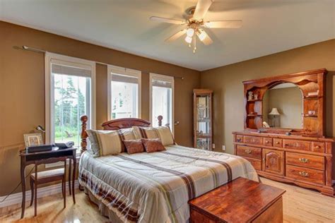 40 Astounding Paint Colors For Bedrooms Slodive Brown Furniture
