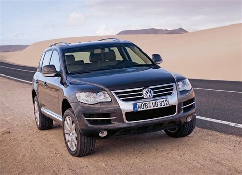 2010 Volkswagen Touareg Review Trims Specs Price New Interior