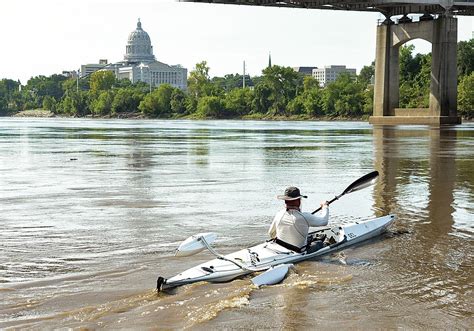 Mr340 Racers Glide Down Missouri On Foggy Morning Jefferson City News