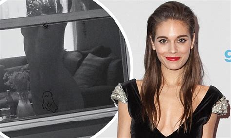 Neighbours Caitlin Stasey Nude On Halloween In Instagram Photo Daily Mail Online