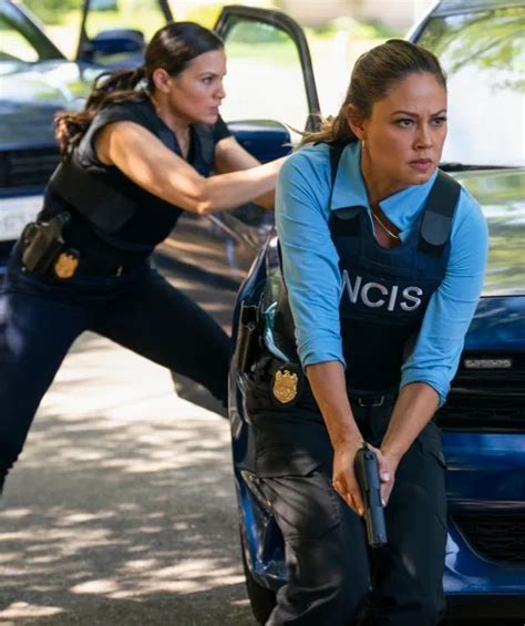 ncis beautiful ladies crossover charlie police hawaii woman series tv