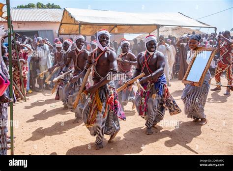 Bariba Men Dancing On Gaani Celebration Stock Photo Alamy