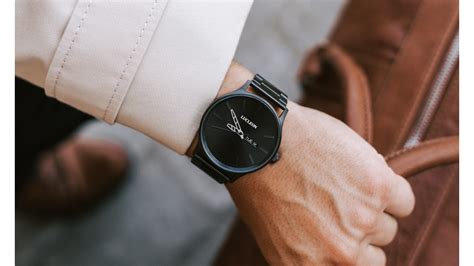 How To Wear A Mens Watch With Style