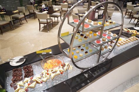 The hotel also serves a daily breakfast buffet which earns excellent reviews, though this comes at an additional fee. Delicious buffet at the newest Latest Recipe @ LE MERIDIEN ...