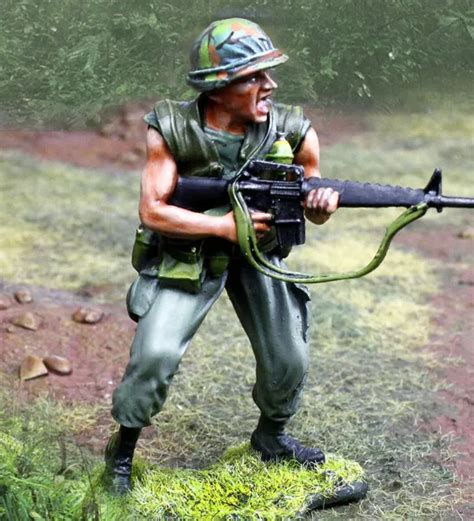 Collectors Showcase Vietnam War Cs01070 Us Marine Firing M16 From Hip