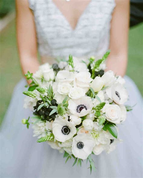 Shop with afterpay on eligible items. 25 Anemone Wedding Bouquets for Every Type of Bride ...