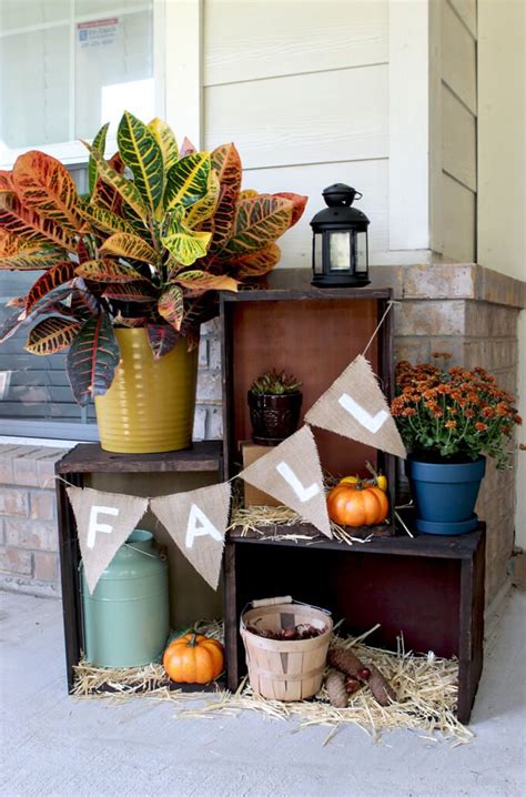 15 Cheap And Cute Fall Front Porch Decorating Ideas