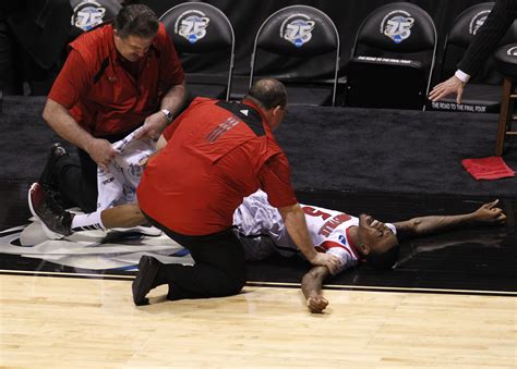 Kevin Ware S Broken Leg Injury And Other Gruesome Sports Injuries