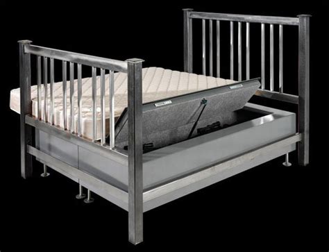 Full ungkap sisi lain syekh ali jaber okay bos (280920). The bed with a secret (5 pics) - Izismile.com