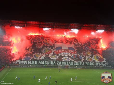 Miejsce w najwyższej klasie rozgrywkowej w polsce. Na stadionach: Wielka machina zabrzańskiej Torcidy ...