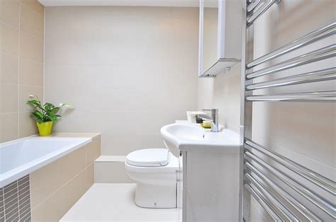 32 Model Kamar Mandi Hotel Mewah Minimalis Terbaru 2021 | Dekor Rumah
