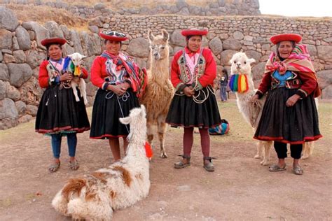 Características De Los Quechuas