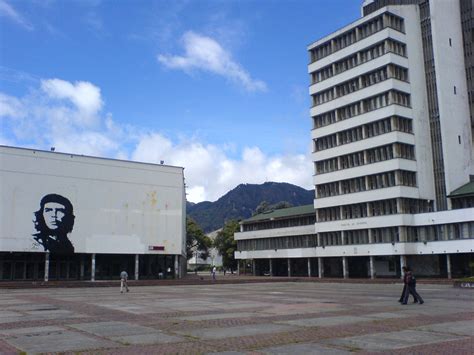 Universidad Nacional De Colombia