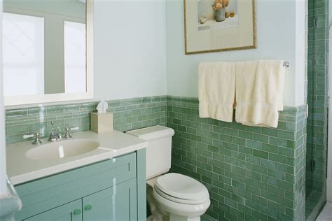 35 Seafoam Green Bathroom Tile Ideas And Pictures