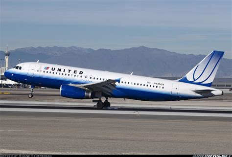 Airbus A320 232 United Airlines Aviation Photo 1831369