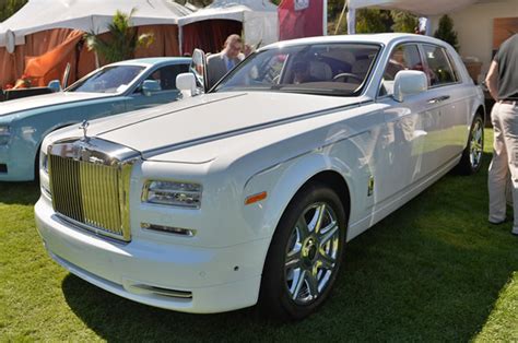 Passion For Luxury Rolls Royce Collection Debuts Phantom Series Ii At