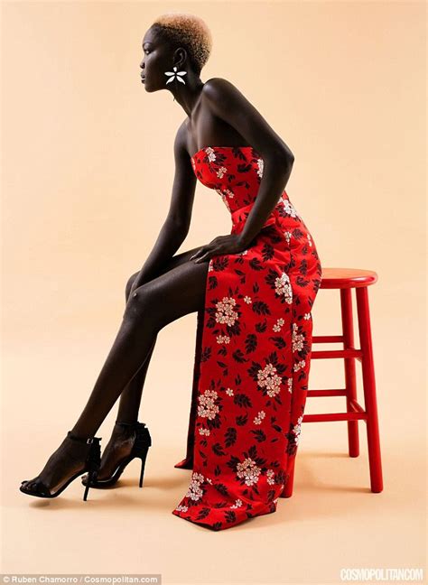 Sudan Model Nyakim Gatwech Was Bullied For Her Skin Color Daily Mail Online