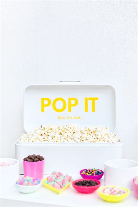 Diy Popcorn Bar For Backyard Movie Nights Outdoor Movie