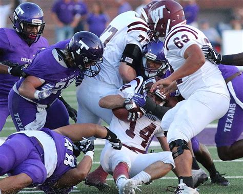 Get the wtamu neck gaiter and mug. tareton-wtamu 092317RH 15 - The Flash Today