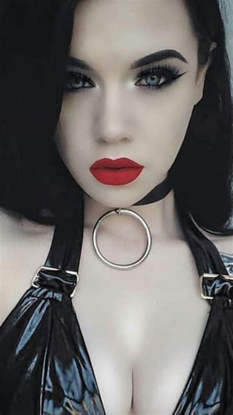 Pin By Dqswat On Face Time Goth Beauty Gothic Fashion Gothic Beauty