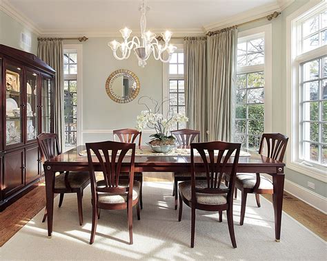 Beautify Your Home With These 9 Dining Room Window Ideas